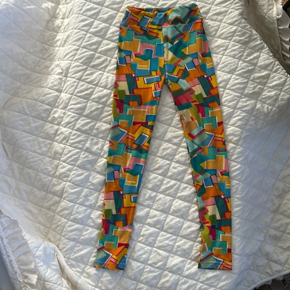 LULAROE Geometric Multi Colored Leggings Girls (L/XL) - Picture 1 of 8